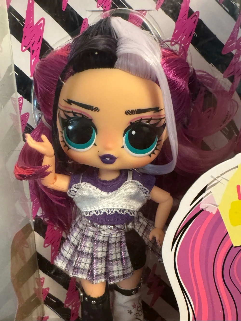Tweens Series 4 Jenny Rox Doll NIB Excellent Gift
